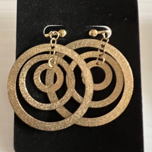 BUNDLE of Clip On Earrings!  10 pair! - Picture 8 of 13